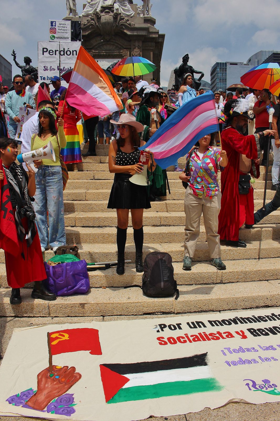 Protesta durante la Marcha LGBT en Ciudad de México