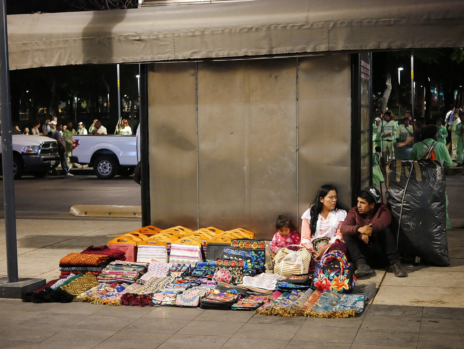 Vendedores ambulantes cerca de Bellas Artes, CDMX